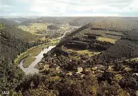 Exceptional panoramic view from the Naglémont viewpoint over the Semois valley