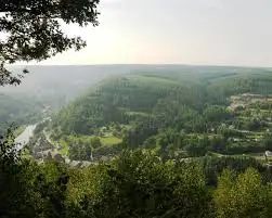 Vue panoramique de Naglémont sur la Semois